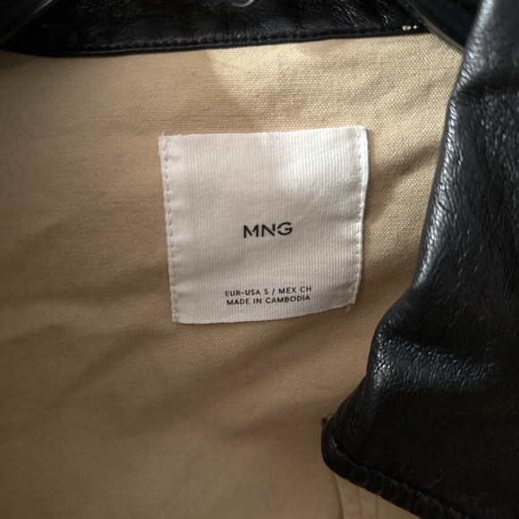 SOLD - Picture 2 of 5